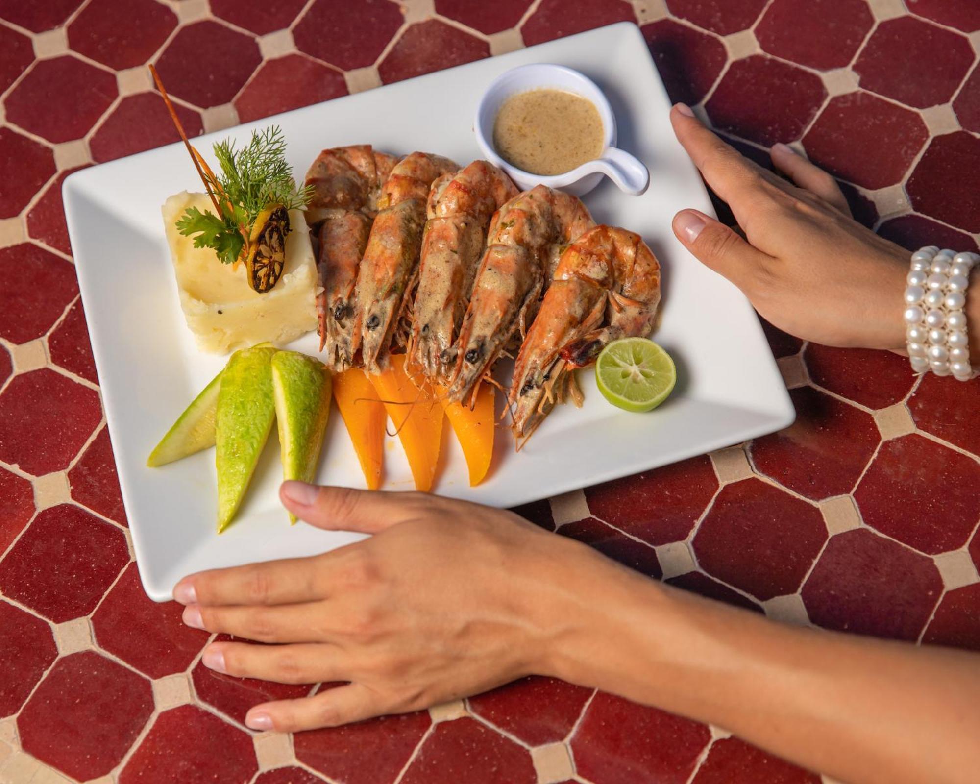 Hotel Grand Waterworld Makadi Family Star - Couples And Families Only à Hurghada Extérieur photo Shrimp